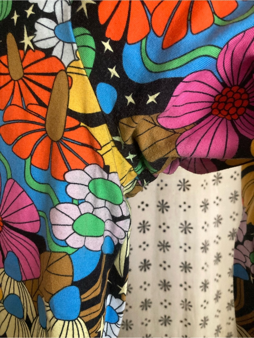 Nooworks Cosmic Floral Long sleeve Tee 2X - Picture 6 of 6